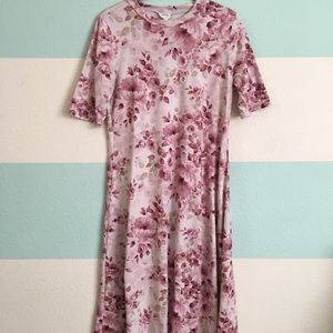 SALE 💓 Pink floral Emberly dress